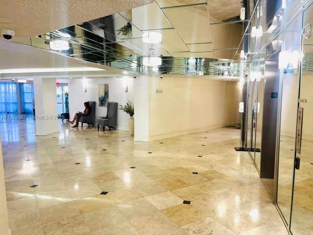 1000 Parkview Dr 605, Hallandale Beach, FL 33009