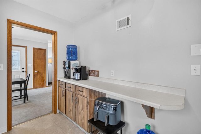 104 E Third AVENUE, Elkhorn, WI 53121