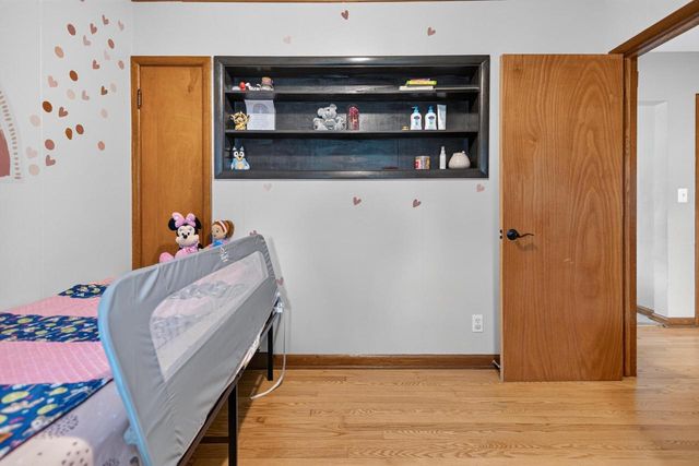 104 E Third AVENUE, Elkhorn, WI 53121