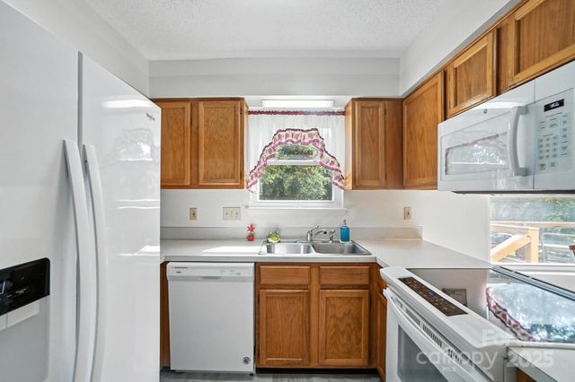 8529 Indian Summer Trail, Harrisburg, NC 28075