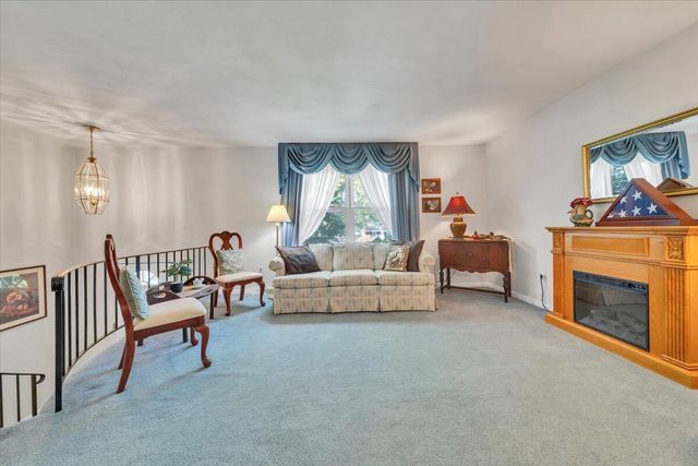 812 Knollwood DR, Troutville, VA 24175