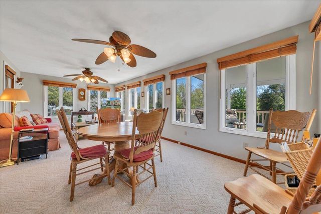 812 Knollwood DR, Troutville, VA 24175