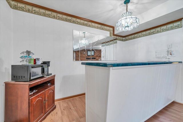 812 Knollwood DR, Troutville, VA 24175