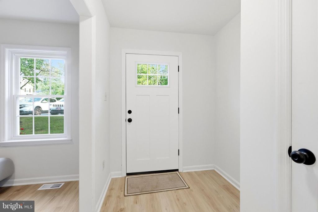206 GEORGETOWNE CT, ROYERSFORD, PA 19468 — photo 4