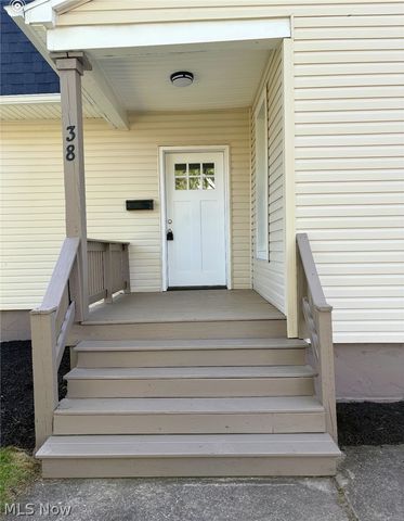38 Belmont Avenue, Niles, OH 44446