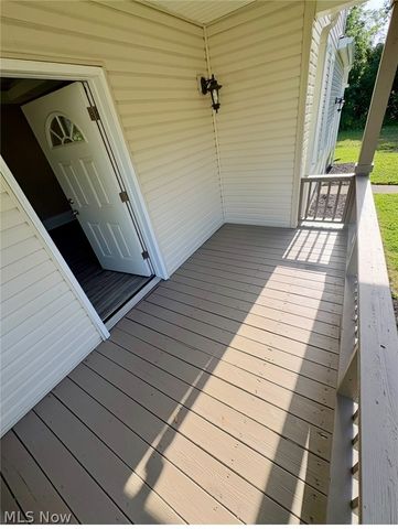 38 Belmont Avenue, Niles, OH 44446