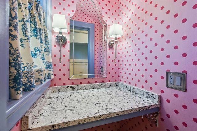 1928 N Broadway Avenue, Shawnee, OK 74804