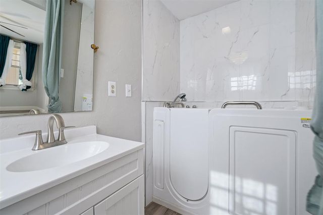 1928 N Broadway Avenue, Shawnee, OK 74804