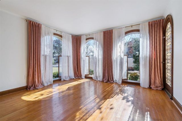 1928 N Broadway Avenue, Shawnee, OK 74804