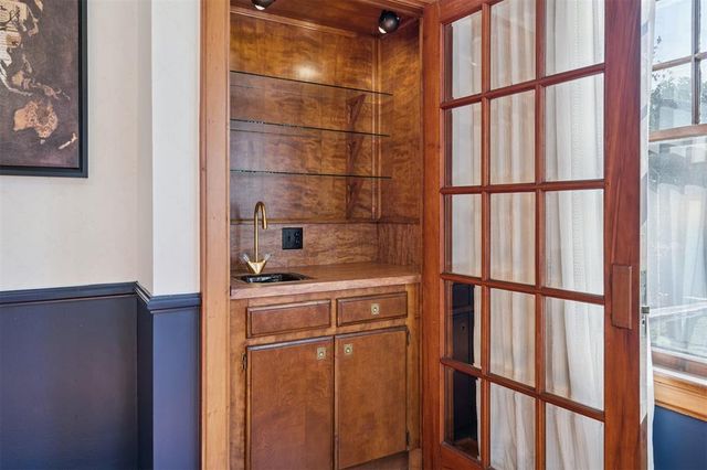 1928 N Broadway Avenue, Shawnee, OK 74804