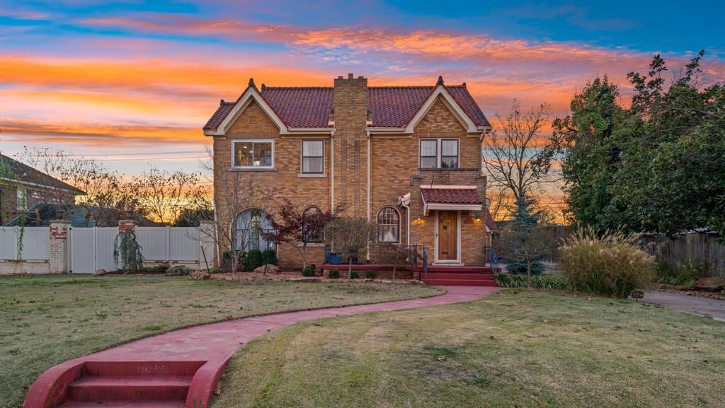 1928 N Broadway Avenue, Shawnee, OK 74804