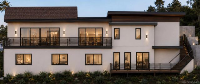 2470 La Costa Ave 18, Carlsbad, CA 92009