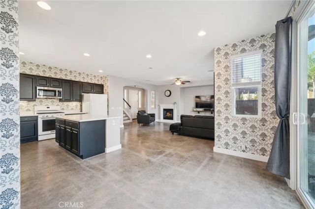 1752 Dennison Drive, Perris, CA 92571