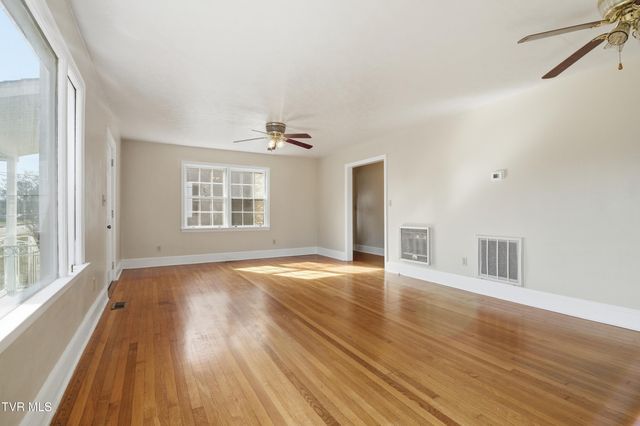 1760 Jefferson Avenue, Kingsport, TN 37664