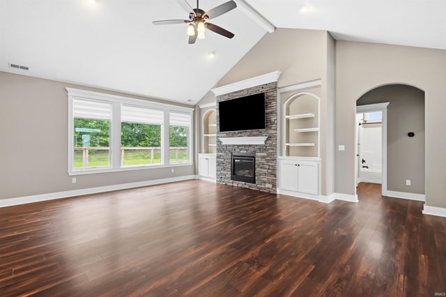 2906 Leon Cove, Fort Wayne, IN 46845