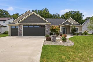 2906 Leon Cove, Fort Wayne, IN 46845