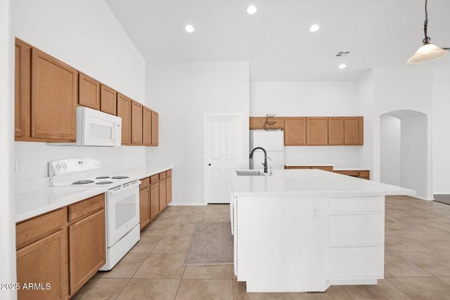 10628 E Lupine Lane, Florence, AZ 85132