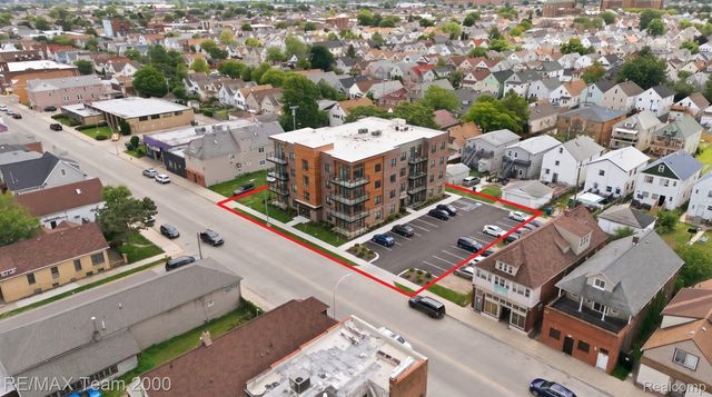 2226 Caniff Street, Hamtramck, MI 48212
