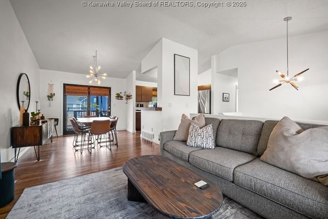 120 Sterling Drive, Hurricane, WV 25526