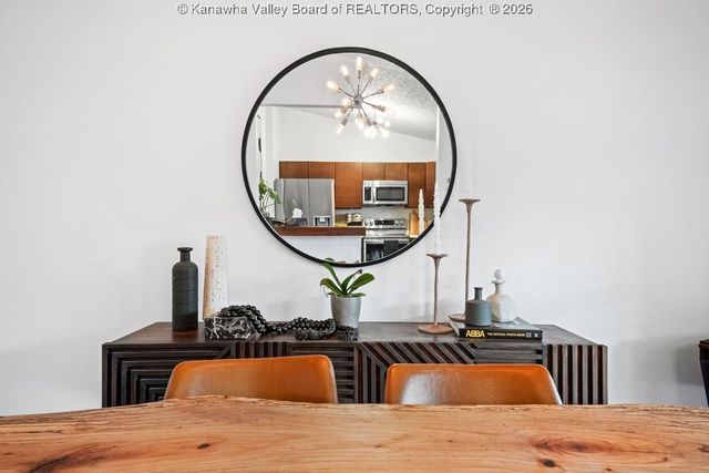 120 Sterling Drive, Hurricane, WV 25526