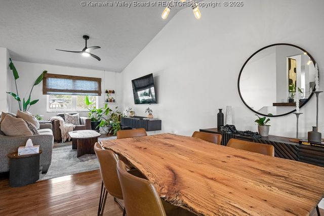 120 Sterling Drive, Hurricane, WV 25526