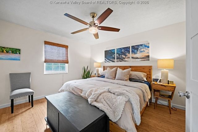 120 Sterling Drive, Hurricane, WV 25526