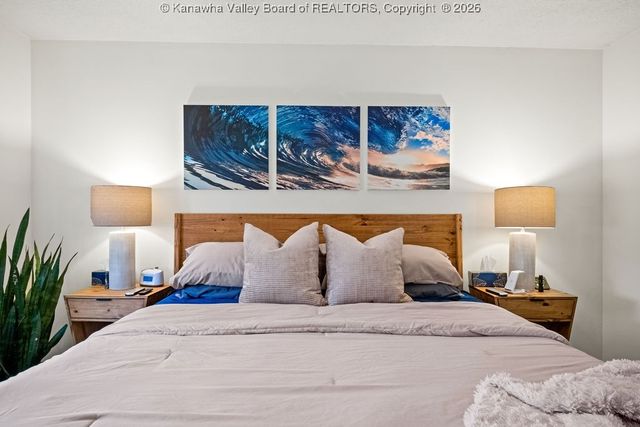 120 Sterling Drive, Hurricane, WV 25526