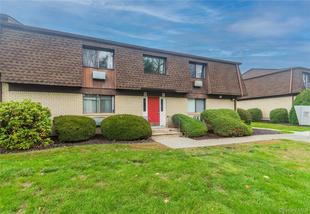 1003 Cherry Hill Drive 1003, Poughkeepsie, NY 12603