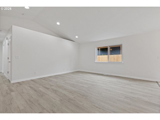 2445 Ne 47TH St, Lincoln City, OR 97367
