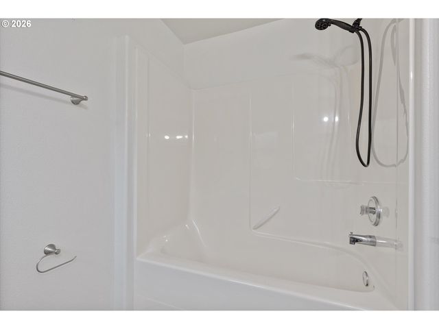 2445 Ne 47TH St, Lincoln City, OR 97367