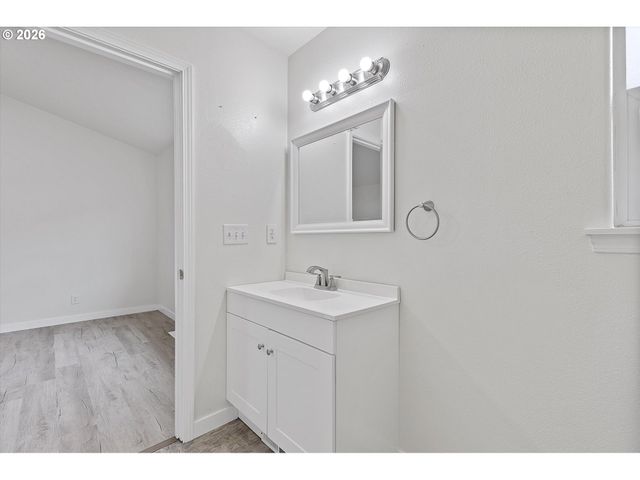 2445 Ne 47TH St, Lincoln City, OR 97367