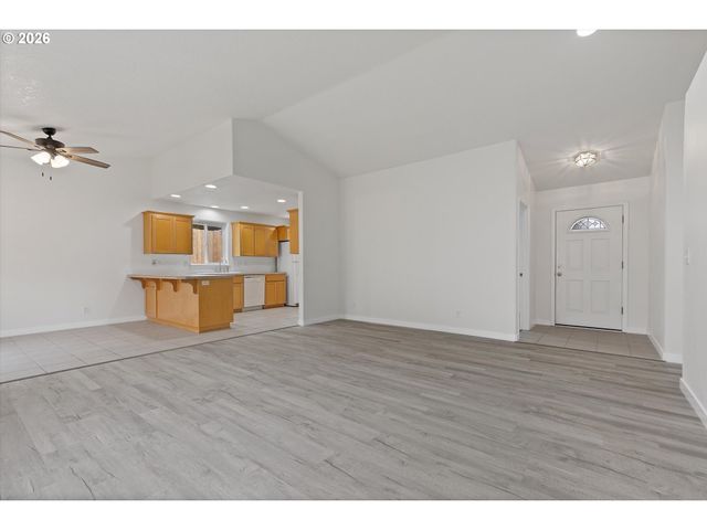 2445 Ne 47TH St, Lincoln City, OR 97367