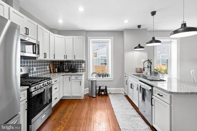 472 LEVERINGTON AVE, Philadelphia, PA 19128