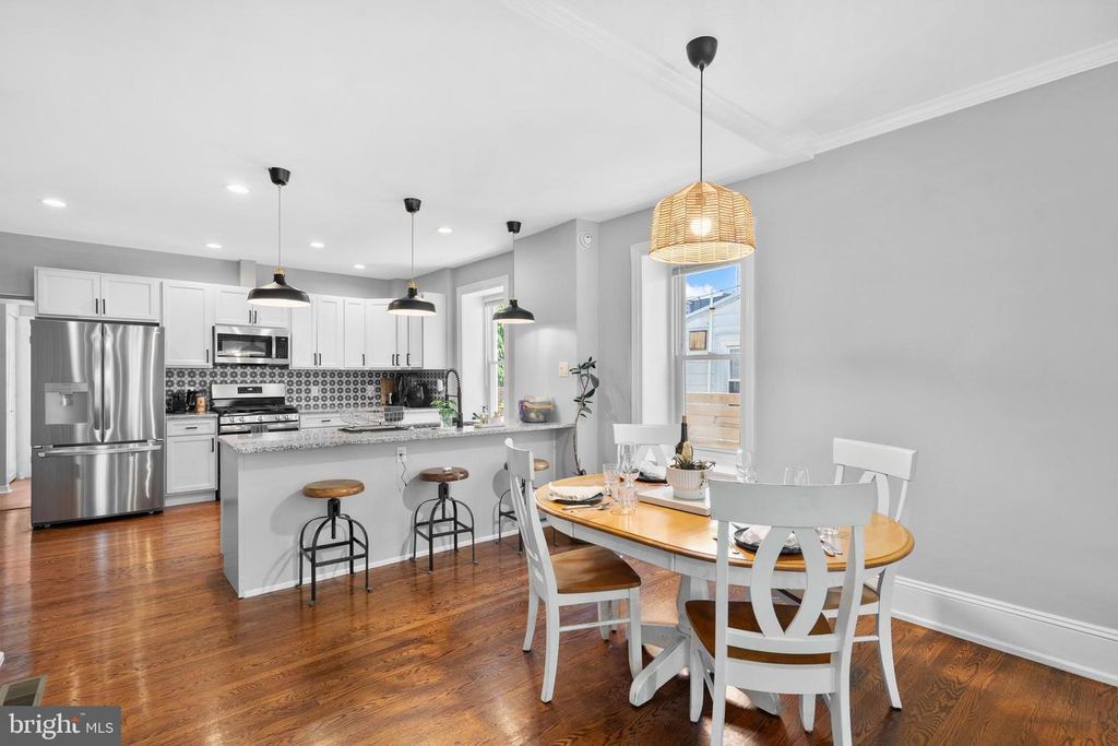 472 LEVERINGTON AVE, Philadelphia, PA 19128