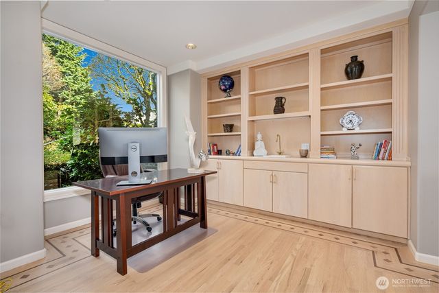 5511 154th Avenue SE, Bellevue, WA 98006