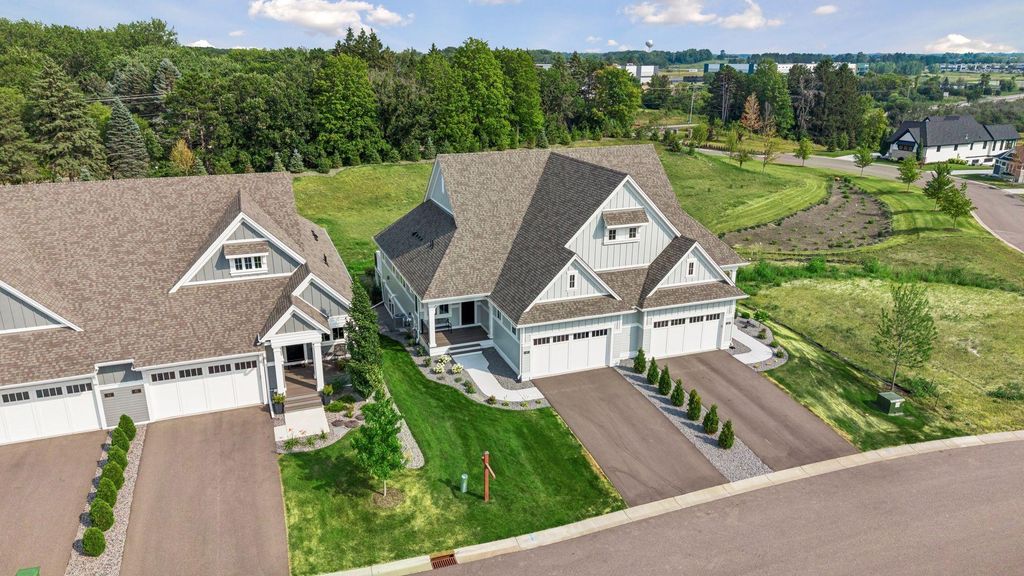 87 Spring Farm Road, North Oaks, MN 55127 — photo 2