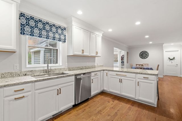 480 Boxford St, North Andover, MA 01845