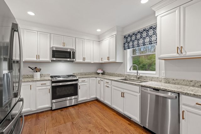 480 Boxford St, North Andover, MA 01845