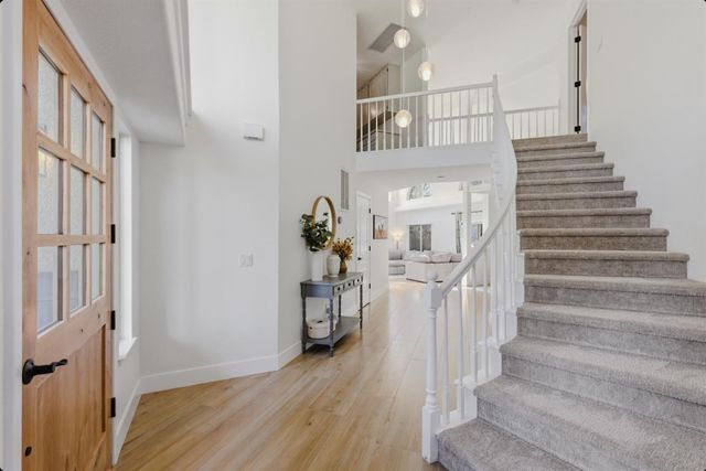 1986 Somerdale Cir, Roseville, CA 95661