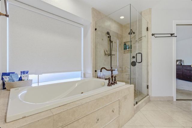 1986 Somerdale Cir, Roseville, CA 95661