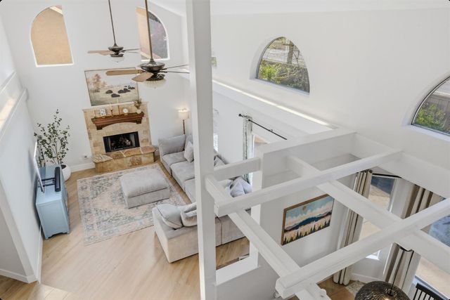 1986 Somerdale Cir, Roseville, CA 95661