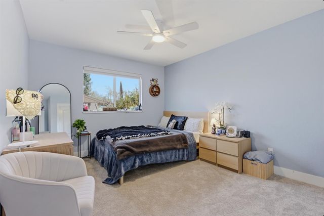 1986 Somerdale Cir, Roseville, CA 95661