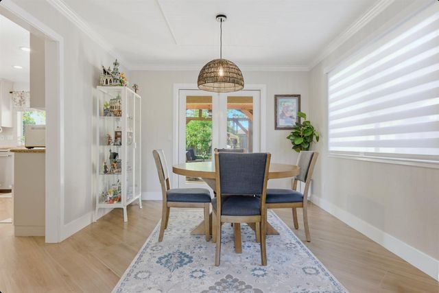 1986 Somerdale Cir, Roseville, CA 95661