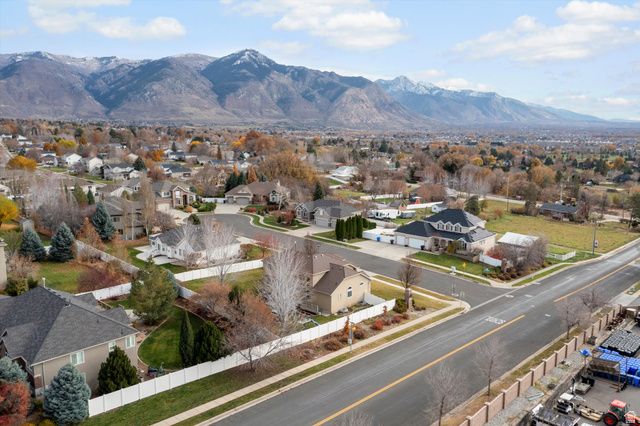 490 W 3450 N, Pleasant View, UT 84414