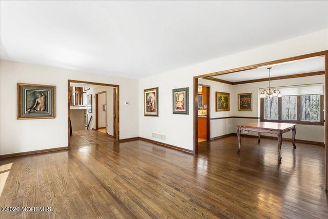 92 Fox Chase Court, Freehold, NJ 07728