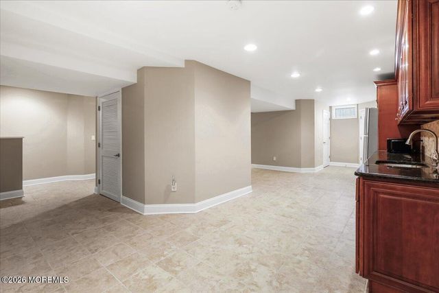 92 Fox Chase Court, Freehold, NJ 07728