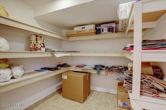 92 Fox Chase Court, Freehold, NJ 07728