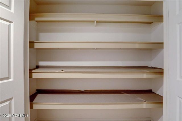 92 Fox Chase Court, Freehold, NJ 07728