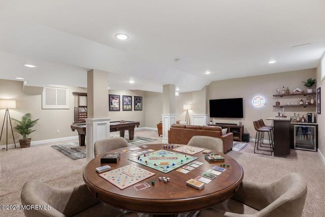 92 Fox Chase Court, Freehold, NJ 07728