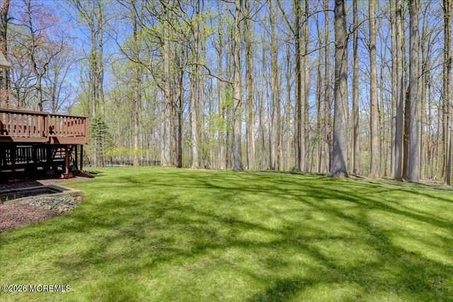 92 Fox Chase Court, Freehold, NJ 07728